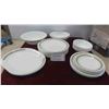 Image 1 : 40 Pieces Corelle Dinnerware 