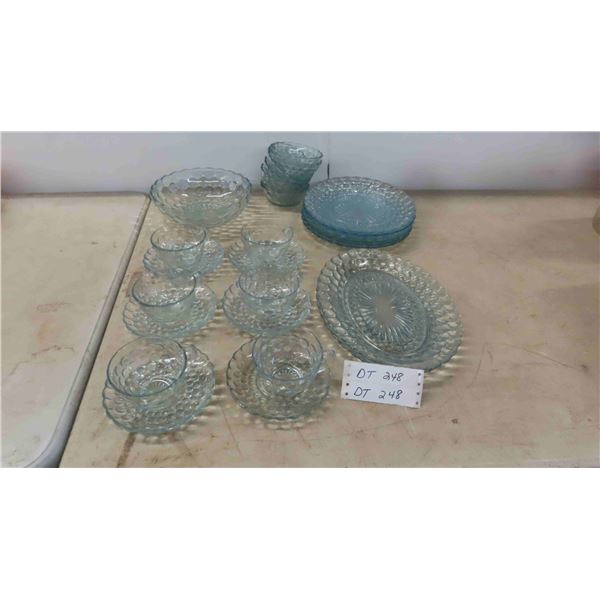Anchor Hocking Saphire Blue Bubble Dinnerware Place Setting for 6 , 