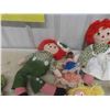 Image 5 : 9 Stuffed Dolls: 17'' Ronald McDonald, 24'' Raggedy Anne & Others