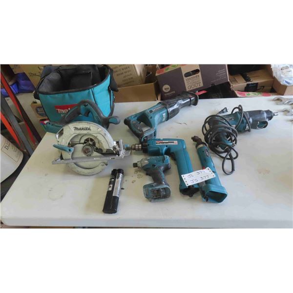Makita Cordless 9.6 Volt 5 Piece Tool Set with 1 Battery, Power