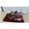 Image 1 : 7 Pieces Corningware Dishes with Lids, Anchor and Pyrex 