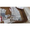 Image 3 : Rubbermaid Closet Hardware