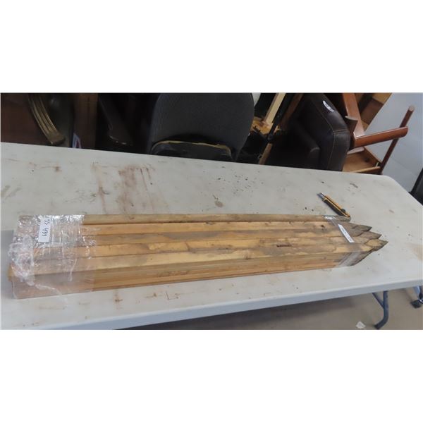 25 Garden/Surveying Sticks 48'' 