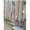 Image 3 : 8 Hand Yard Tools: Push Broom, Shovels, Scrapers 