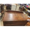Image 3 : Walnut 4 Drawer Dresser 43'' x 30'' x 16'' 