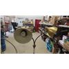 Image 2 : 2 Vintage Floor Lamps with Flex Lighting