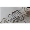 Image 3 : 2 Metal Magazine Racks, Wrought Iron Stand No Top