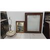 Image 1 : Vintage Oak Picture Frame 22'' x 28'' , Oak Bevelled Mirror 12 1/2'' x 17'' , 