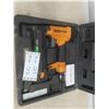 Image 2 : Bostitch Air Crown Stapler with Case and Staples