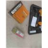 Image 4 : Bostitch Air Crown Stapler with Case and Staples