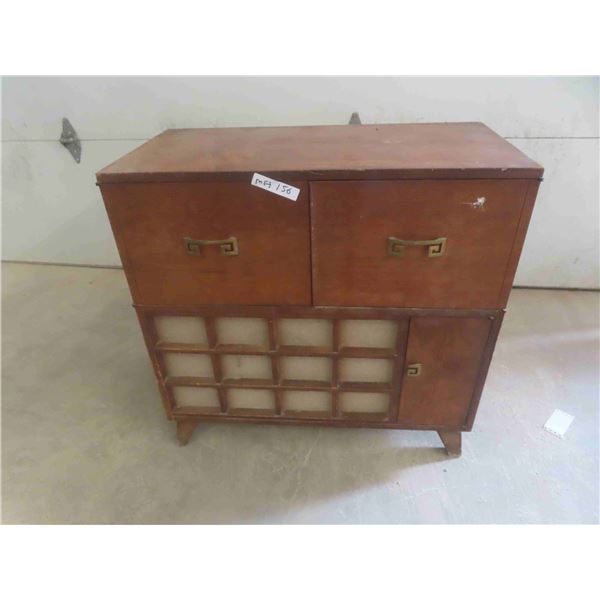 Marconi Cabinet Radio/Record Player 31'' x 32'' x 16'' - Owner Says It Works