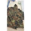 Image 1 : Military Camo Jacket Size Large?