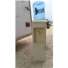 Image 5 : Water Dispenser with Jug