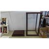 Image 7 : New Old Stock 3 Collector Dolls , Wood Display Case 10 1/4'' x 8 3/4'' x 20''