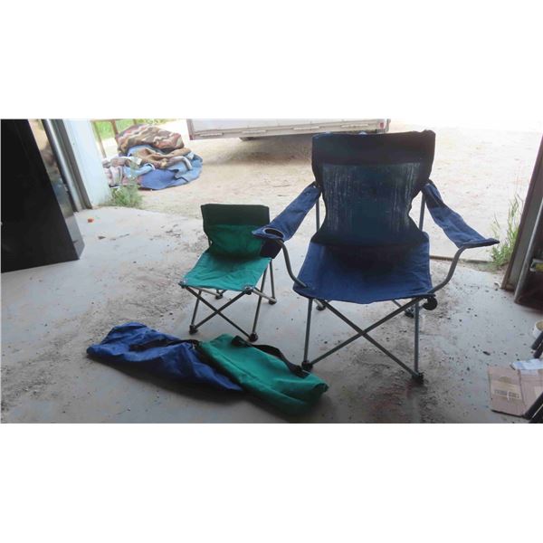 2 Fold Up Lawn Chairs with Carry Bags (1) Adult (1) Childs