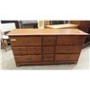 Image 1 : Maple Dresser 31'' x 59'' x 16''