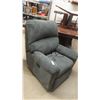 Image 1 : Power Recliner