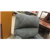 Image 2 : Power Recliner