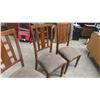 Image 4 : 4 Matching Dining Room Chairs