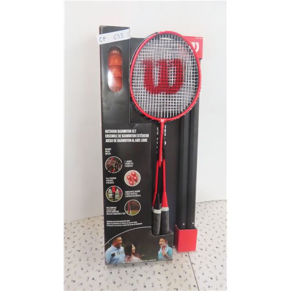 Wilson Outdoor Badminton Set with Rackets, Birdie & Net
