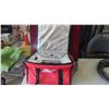 Image 2 : Insulated Bag from Skip The Dishes (French?)