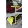Image 3 : Halogen Double Work Light on Tripod Stand