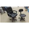 Image 1 : 2 Office Chairs - 1 Executor