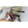 Image 2 : 2 Hatchets, 4 Buck Saws