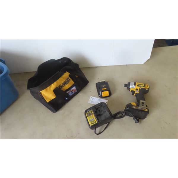 Dewalt 1/4'' Impact Driver 20V , 2 Battery Chargers & Case - Charged and