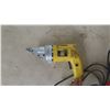 Image 2 : 3 Power Tools: Tin Nibbller, Makita Angle Grinder, Mastercraft Tool