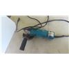 Image 8 : 3 Power Tools: Tin Nibbller, Makita Angle Grinder, Mastercraft Tool