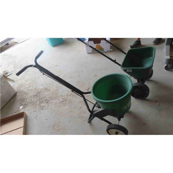 2 Yard Fertilizer Spreaders 