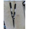 Image 5 : Clippers, Hedge Trimmers, Weed Puller, Bolt Cutter