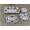 Image 4 : 106 Pieces of Royal Albert Petit Point China