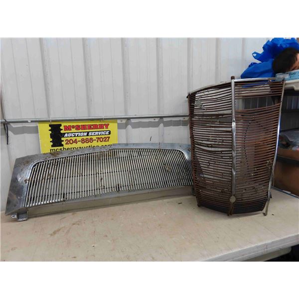 2 Grills : 35 Ford, 2005/06 Escalade