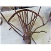 Image 8 : 2 Steel Wheels 15 1/2'' + 21 1/2'' with Wood Spokes , Steel Frame 