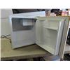 Image 2 : GE Mini Fridge No Shelves 17 1/4'' x 18 1/2'' x 19 1/2'' 