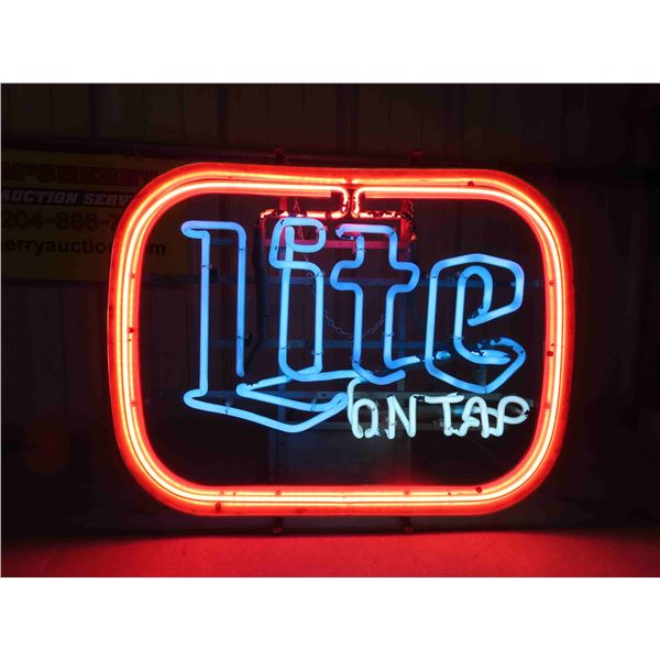 Vintage Neon Miller Lite 3 Color Sign 21'' x 17'' -Works