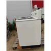 Image 2 : Vintage 1940s/50s Stove 120V with Warming Drawers, Timer, 