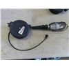 Image 3 : 2 Reeled Retractable Trouble Lights