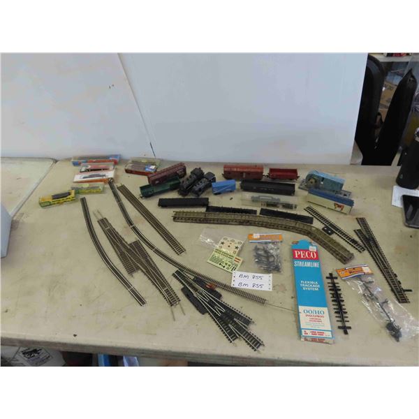 Model Trains: Cars, Trucks, Accessories (Various Scales)