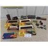 Image 1 : Model Trains: Buildings, Train Cars (Various Scales)