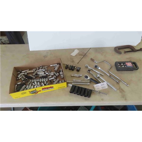 Socket Set 3/8'' , Speed Bar, Extensions, Ratchets, Sockets