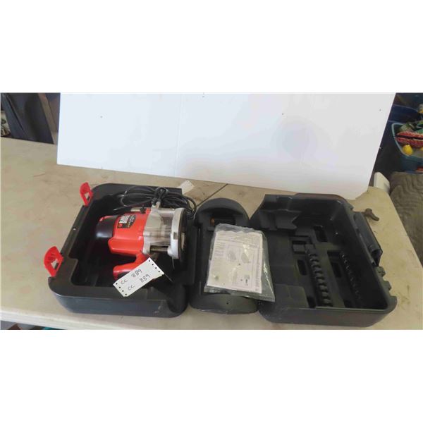 Black and Decker 2HP Plunge Router with Cased - Used Lightly