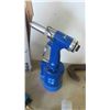 Image 3 : Air Riveter , Air Caulking Gun , 2 Air Chisels