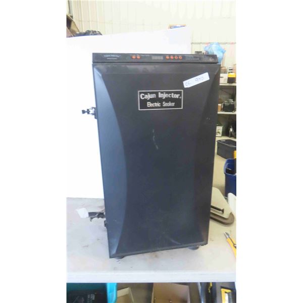 Cajun Injector Electric Smoker