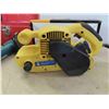 Image 2 : Powerfist 3'' x 21'' Power Sander with Dust Bag and Extra Belts, 