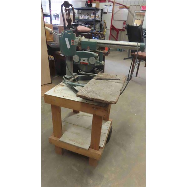 Black and Decker/Dewalt Radial Arm Saw