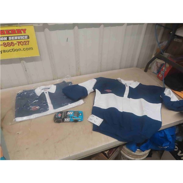 2 Blue Streak Sweatshirts Size Small & Medium, #16 Blue Streak Die