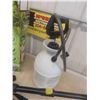 Image 6 : Sunjoe Grass Trimmer Electric Adjustable Handle, Hybrid 2 Gallon 